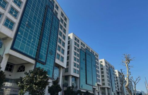 İSTANBUL VİZYONPARK 1.PLAZA’DA 300 M2 NET SATILIK KİRACISIZ MUHTEŞEM MANZARALI LÜKS OFİS