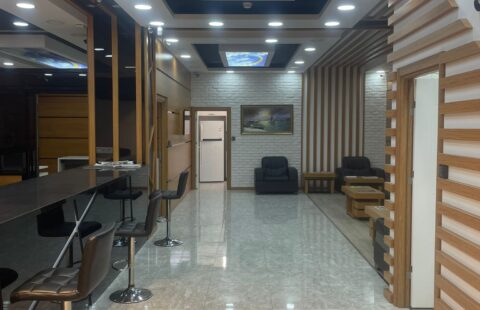 BEYAZ LOCADAN KUYUMCUKENT AVM BLOĞUNDA 180 M2 NET FUL YAPILI KİRALIK MAĞAZA