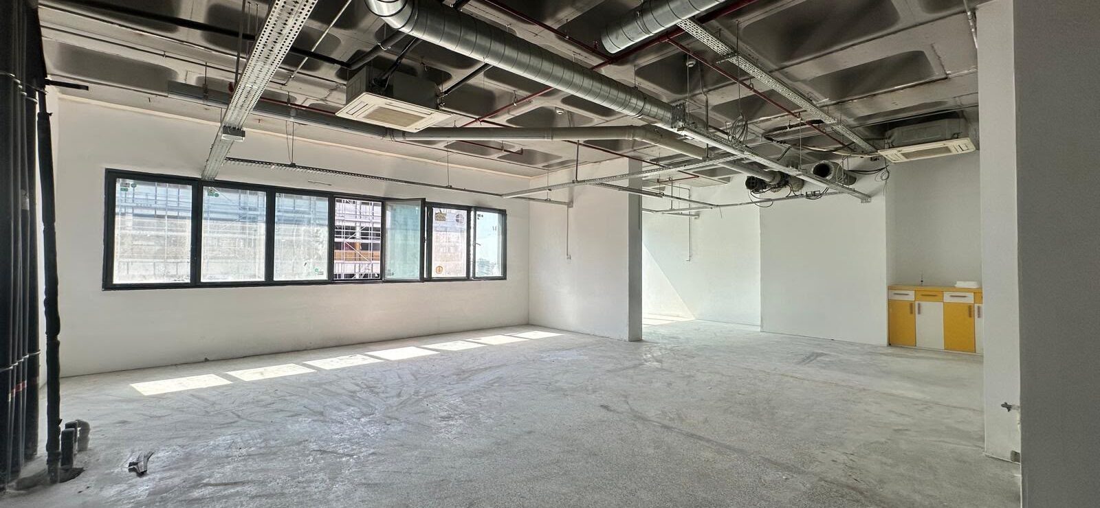 ELMAS KULE A BLOK’TA 140 M2 NET KİRALIK ATÖLYE
